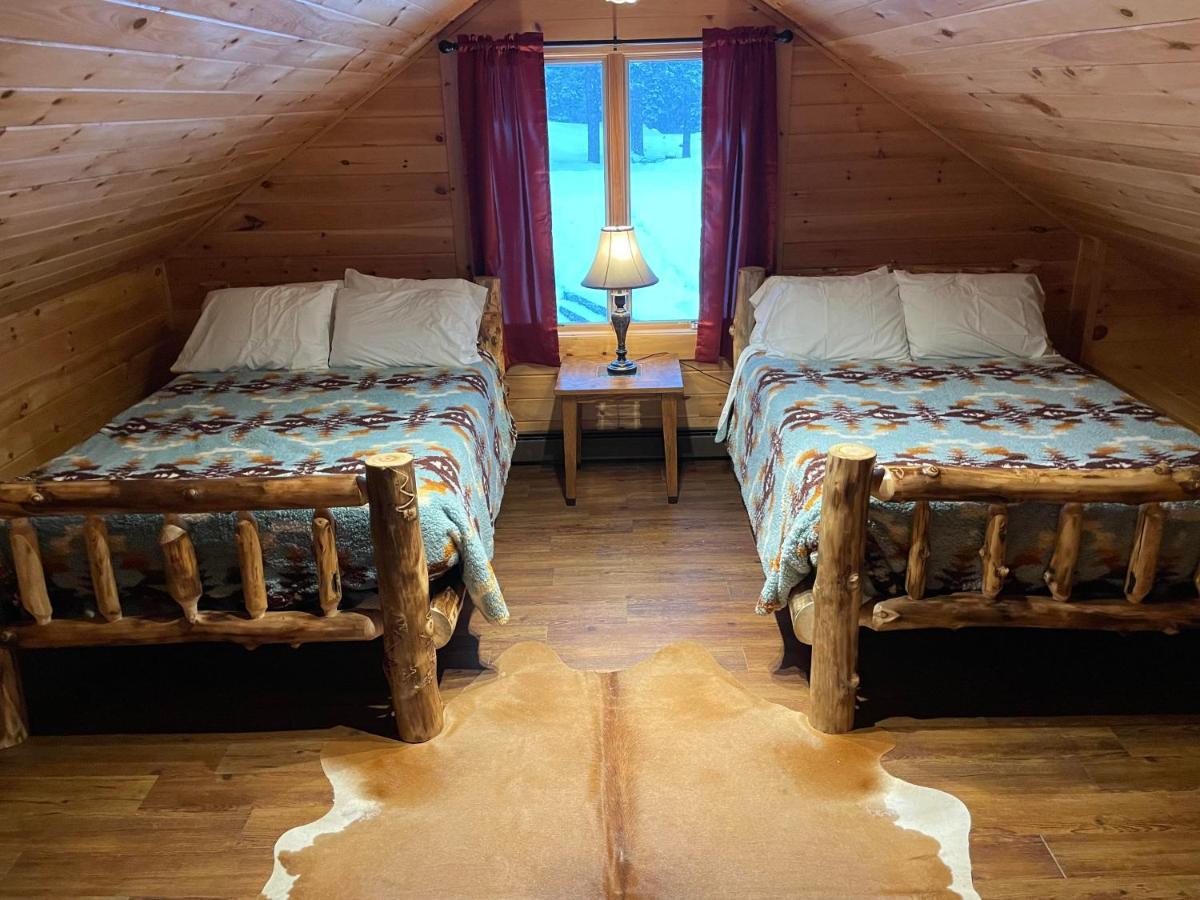 Adirondack Lake Cabins Hotell Indian Lake Eksteriør bilde