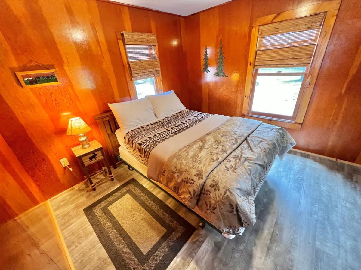 Adirondack Lake Cabins Hotell Indian Lake Eksteriør bilde